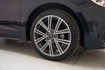 Voertuigafbeelding 24