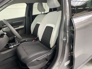 Voertuigafbeelding 9