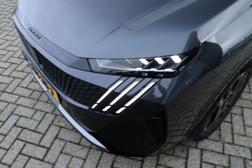 Voertuigafbeelding 6