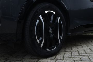 Voertuigafbeelding 8