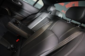 Voertuigafbeelding 18