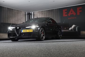 Voertuigafbeelding 3