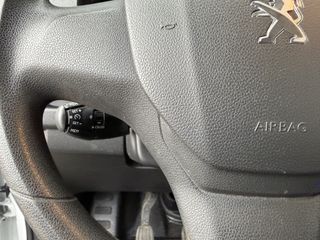 Voertuigafbeelding 36