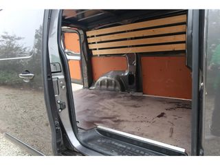 Voertuigafbeelding 8