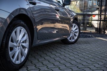 Voertuigafbeelding 9