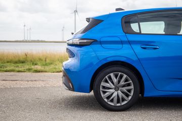 Voertuigafbeelding 13