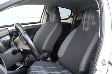 Voertuigafbeelding 24