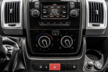 Voertuigafbeelding 16