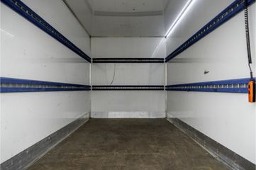 Voertuigafbeelding 8