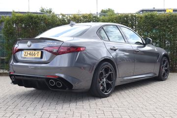 Voertuigafbeelding 1