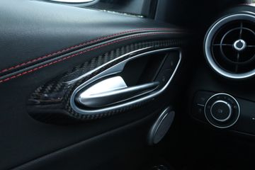 Voertuigafbeelding 32