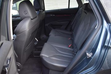 Voertuigafbeelding 10