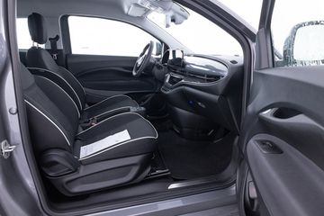 Voertuigafbeelding 5