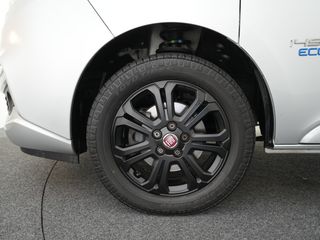 Voertuigafbeelding 8