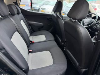 Voertuigafbeelding 8