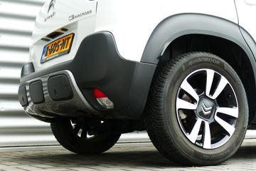 Voertuigafbeelding 9