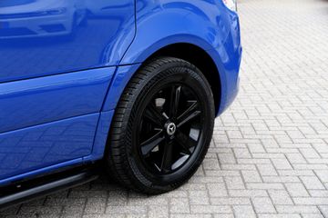 Voertuigafbeelding 5