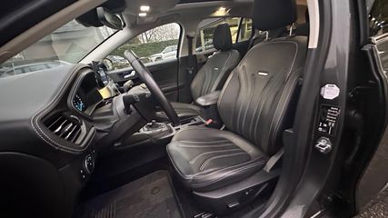 Voertuigafbeelding 7