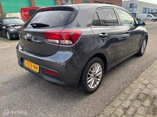 Voertuigafbeelding 4