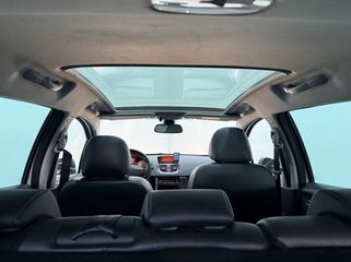 Voertuigafbeelding 12