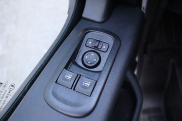 Voertuigafbeelding 38