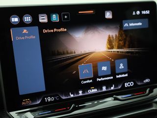 Voertuigafbeelding 8