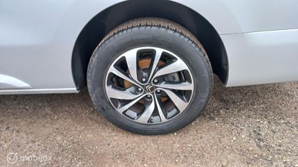 Voertuigafbeelding 4