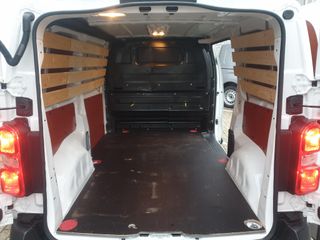 Voertuigafbeelding 21