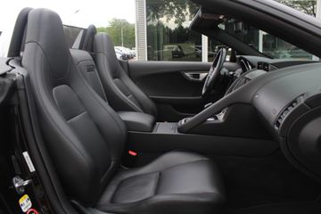 Voertuigafbeelding 11