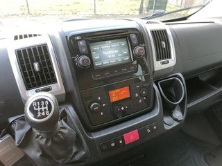 Voertuigafbeelding 8