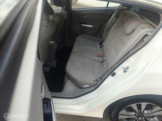 Voertuigafbeelding 12