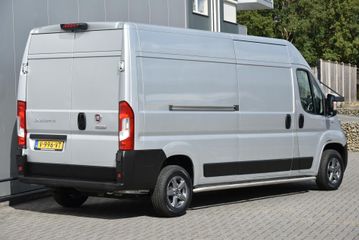 Voertuigafbeelding 2