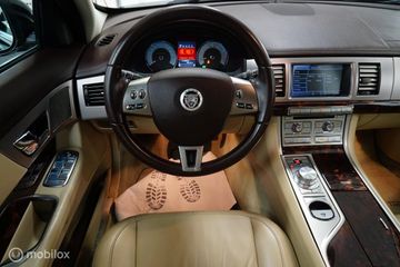 Voertuigafbeelding 38