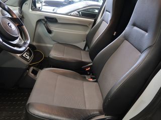 Voertuigafbeelding 6