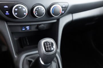 Voertuigafbeelding 12