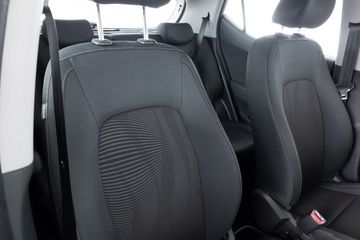 Voertuigafbeelding 3