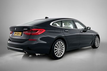 Voertuigafbeelding 9