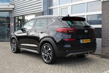 Voertuigafbeelding 6