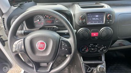 Voertuigafbeelding 12