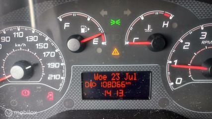 Voertuigafbeelding 13