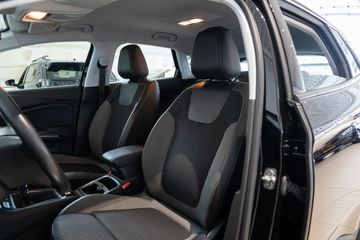 Voertuigafbeelding 12