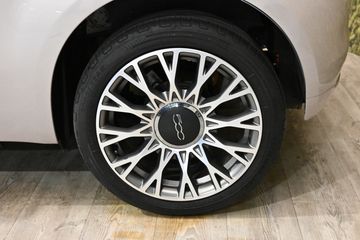 Voertuigafbeelding 14