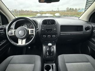 Voertuigafbeelding 12