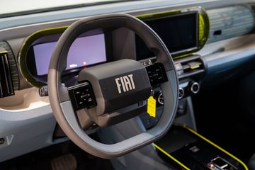 Voertuigafbeelding 12