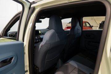 Voertuigafbeelding 8