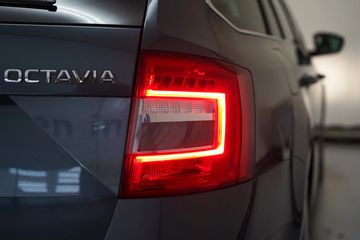 Voertuigafbeelding 33