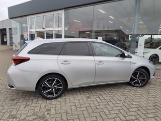 Voertuigafbeelding 4