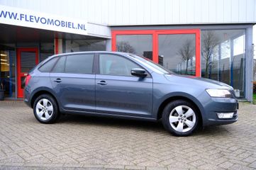 Voertuigafbeelding 3