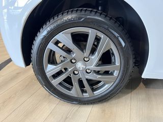 Voertuigafbeelding 42