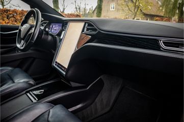 Voertuigafbeelding 12